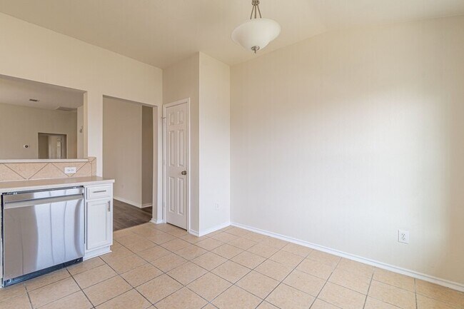 Building Photo - 13803 Laramie Hill