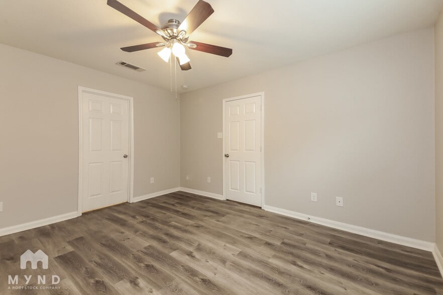 Building Photo - 1014 Cottonwood Trail