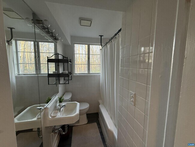 Building Photo - 2709 Eton Rd