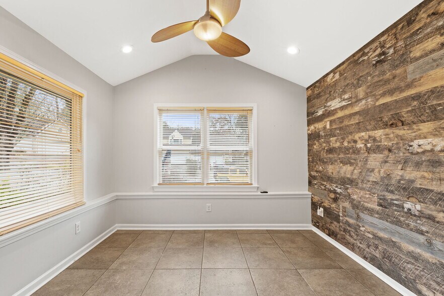 Breakfast Room with Reclaimed Wood Wall - 1486 Briaroaks Trl NE