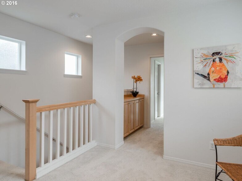 Upstairs Loft - 6241 SW 205th Avenue