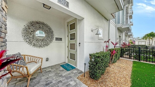 Building Photo - 512 Laurel Pk Dr