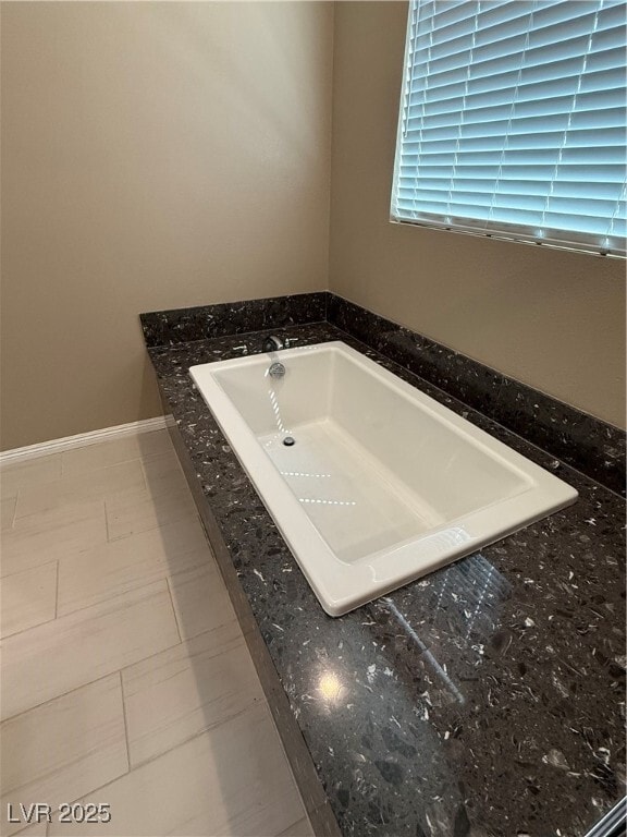 Building Photo - 921 Riverlawn Pl