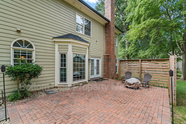 Building Photo - 1500 Candlewyck Ct