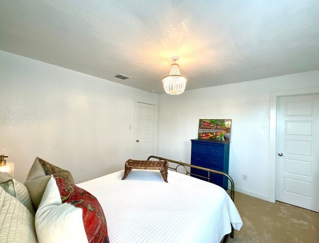 Building Photo - 10583 Pablo Way