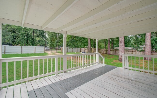 Building Photo - 16307 Antelope Ln