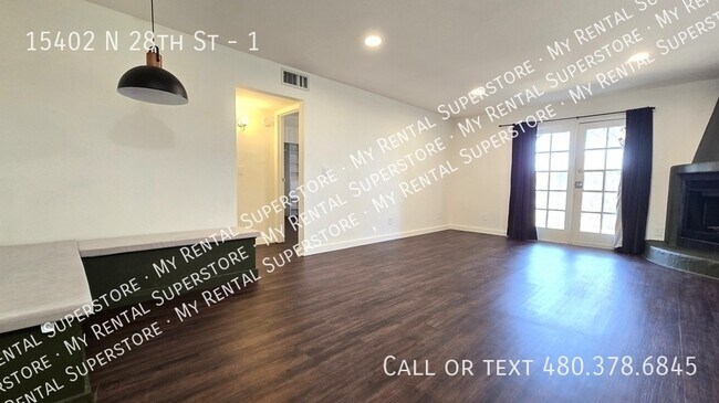 Building Photo - 15402 N 28th St
