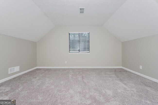 Building Photo - 144 Fairview Dr