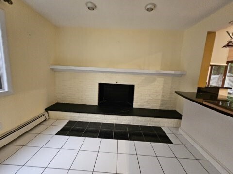 Building Photo - 633 Saw Mill Brook Pkwy