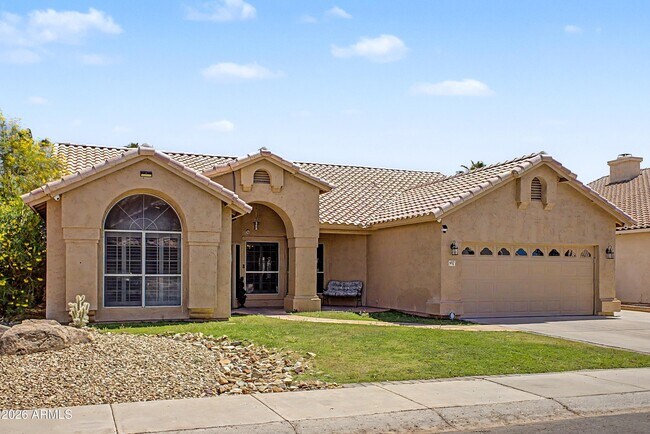 Building Photo - 6217 W Monona Dr