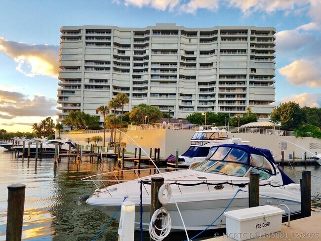 Building Photo - 4101 N Ocean Blvd