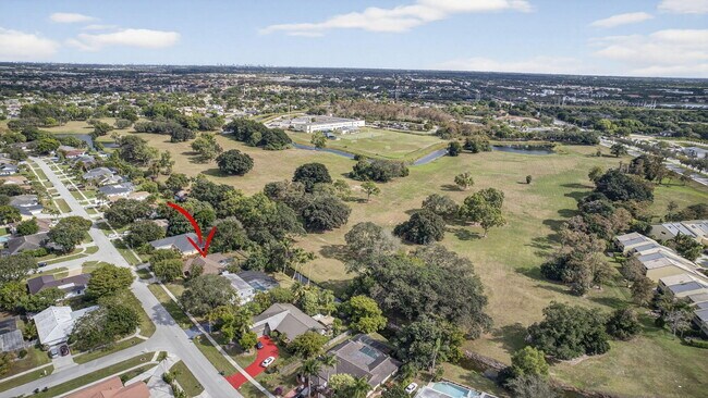 Building Photo - 1776 The 12th Fairway