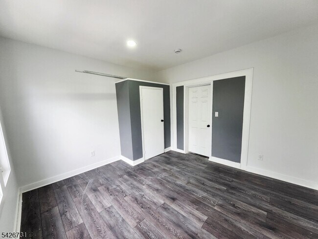 Building Photo - 49 Union Pl