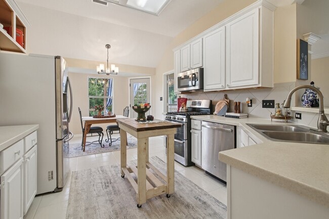 Building Photo - 603 Brazos Trace Dr