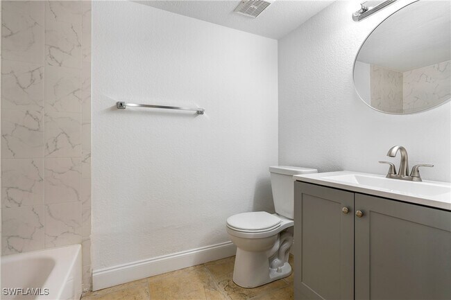 Building Photo - 108 Santa Clara Dr