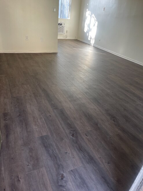 Building Photo - 2232 E Lenita Ln