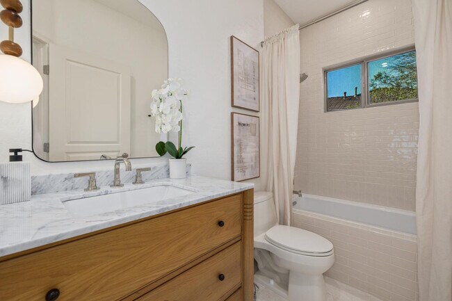 Building Photo - 7152 E Night Glow Cir