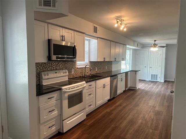 Building Photo - 7079 FM 1388