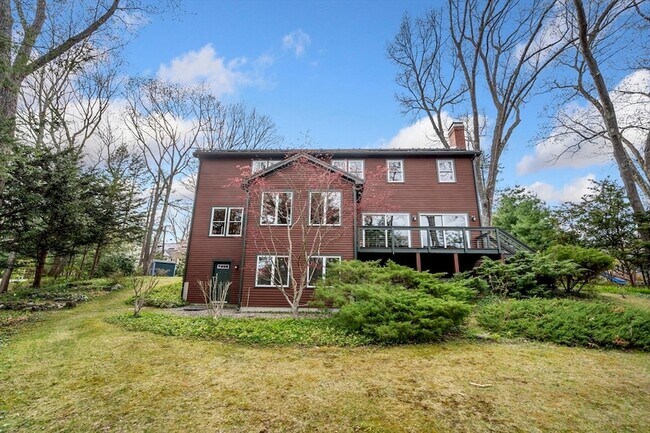 Building Photo - 31 Woodcliffe Rd