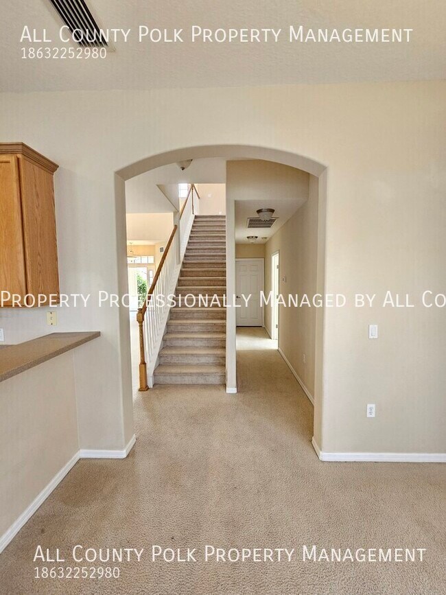 Building Photo - 1721 Altavista Cir