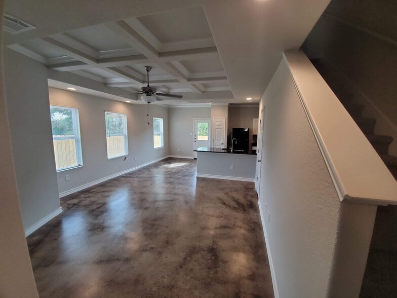 Building Photo - 16906 Spirit Brk