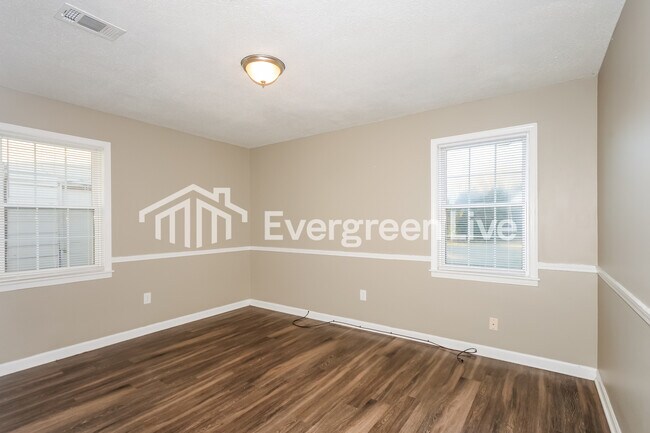 Building Photo - 3842 Kipling Ave