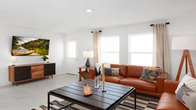 Building Photo - This single-story home offers a great layout with a total of four bedrooms.