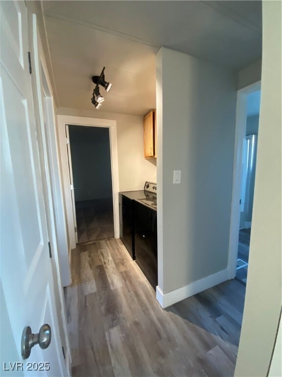 Building Photo - 4331 W Victoria St