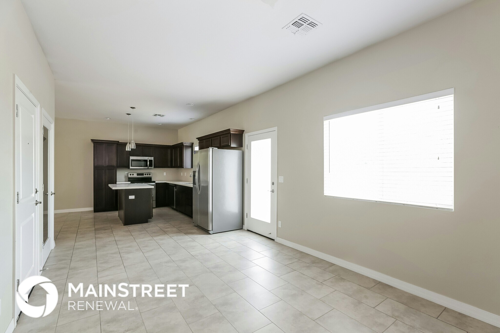 Building Photo - 2000 N 36th St