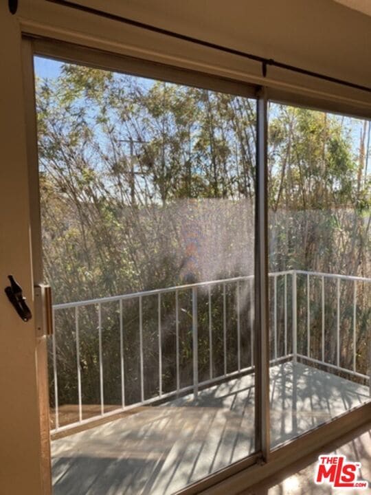 Building Photo - 1646 Franklin St