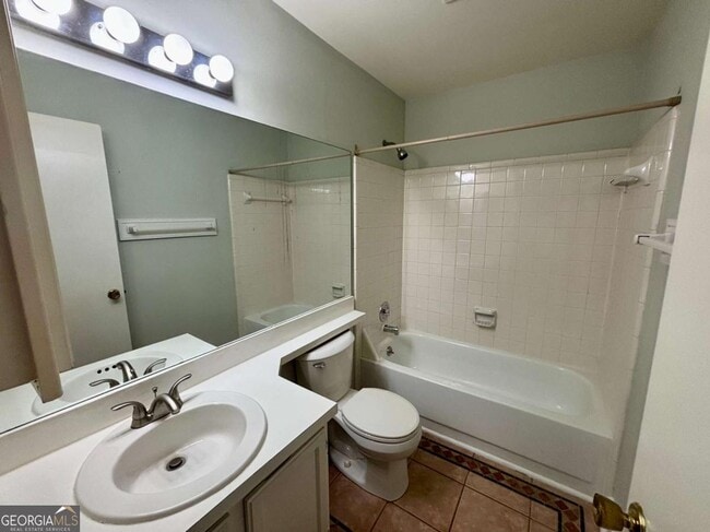 Building Photo - 57 Doranne Ct