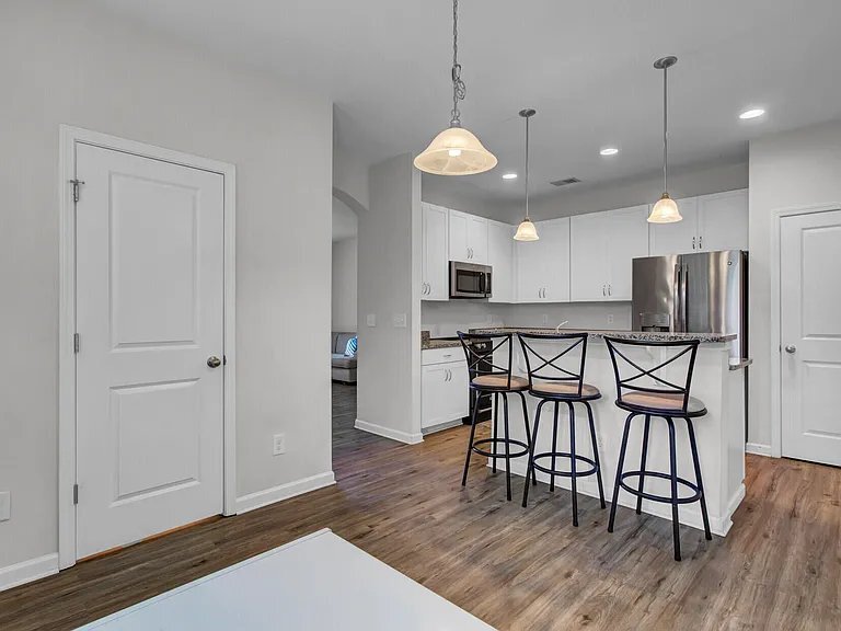 Building Photo - 1052 Lexi Ct