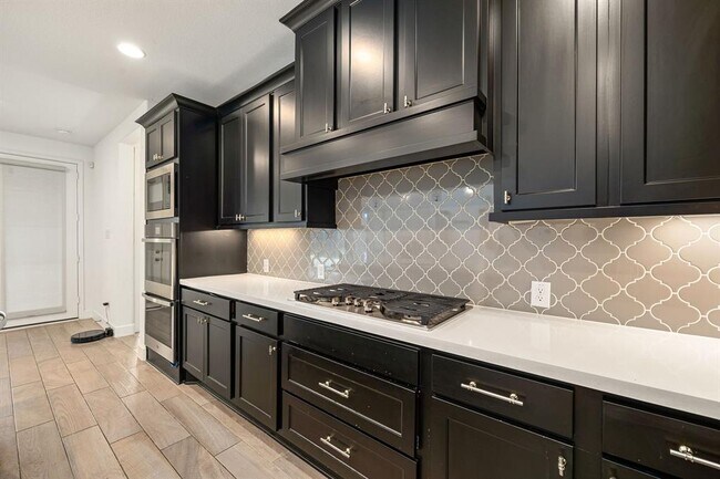 Building Photo - 28946 Parker Ridge Dr