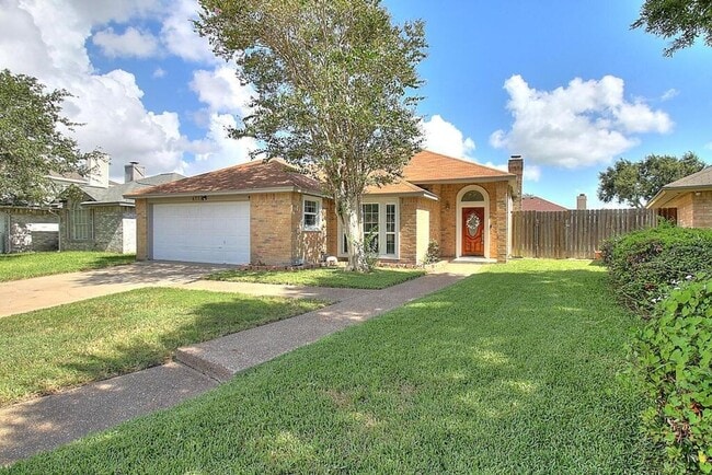 Primary Photo - 6226 Brockhampton St