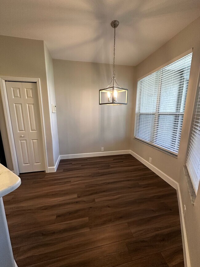 Building Photo - 9241 Bayberry Bend