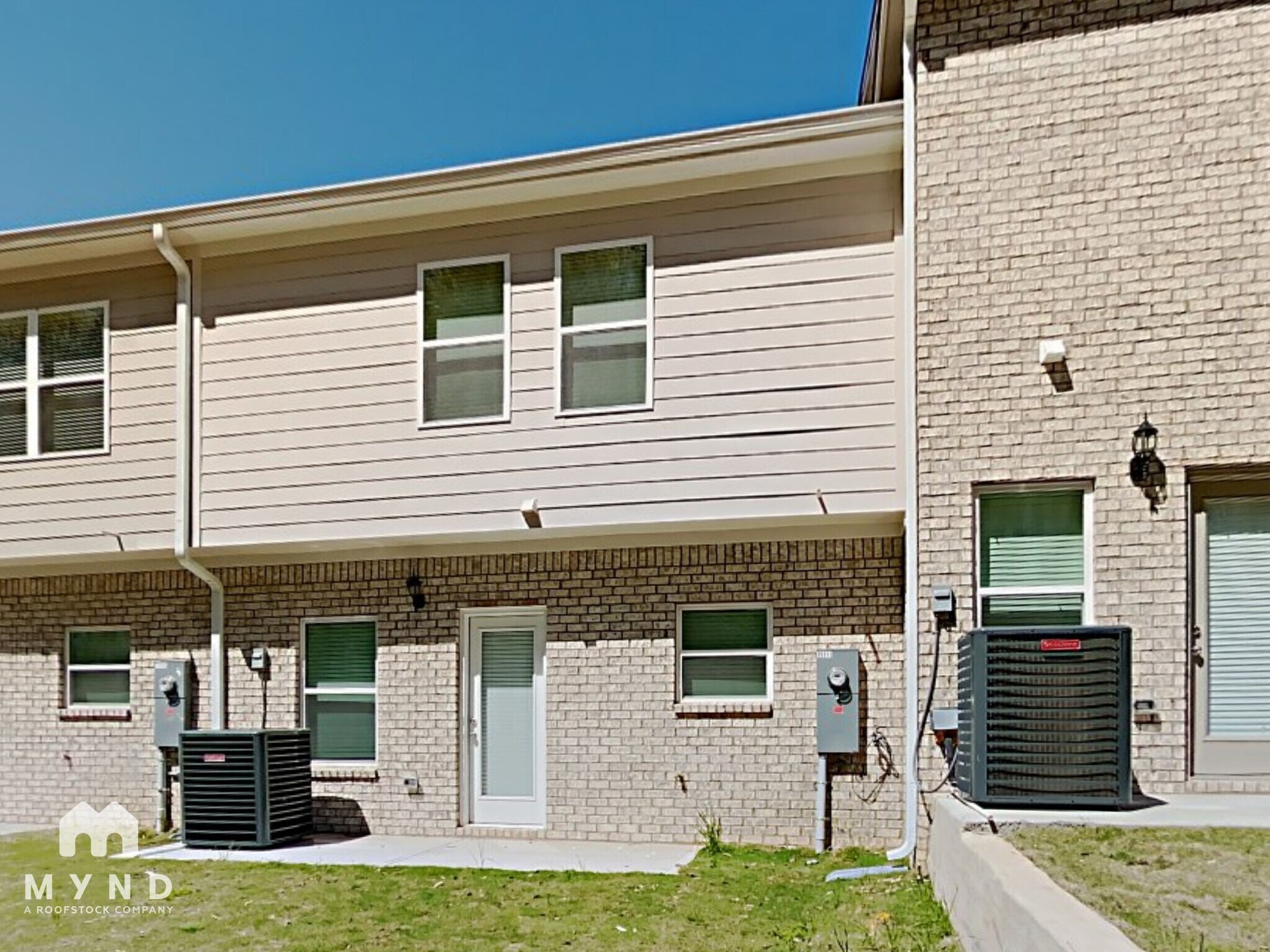 Building Photo - 10143 Benton Woods Dr