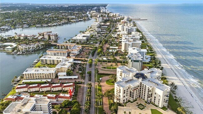 Building Photo - 3070 Gulf Shore Blvd N