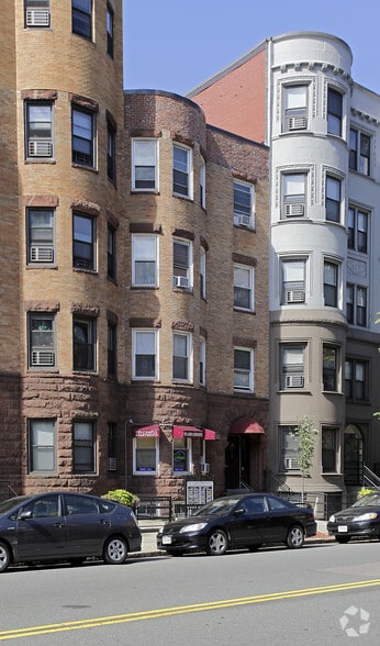 Primary Photo - Westland Avenue Apartments