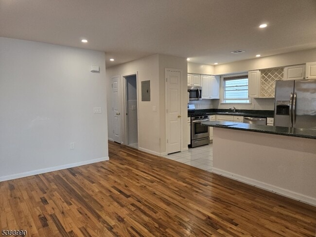 Building Photo - 89 Sumo Village Ct