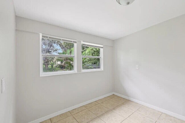 Building Photo - 11382 59th St N
