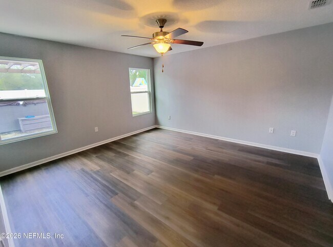 Building Photo - 1211 Sarahs Landing Dr