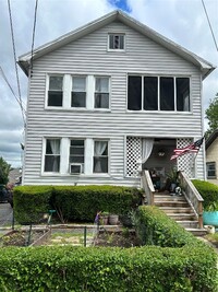 Building Photo - 205 Riverside Dr