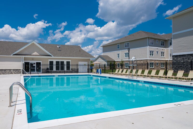 The Reserve at Collegiate Acres 18303 Buckeye Cir Hagerstown MD 21740