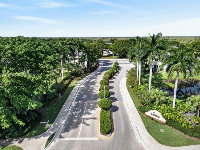 Building Photo - 2475 Cordoba Bend