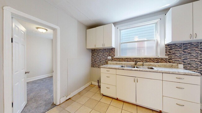 Building Photo - 3523 Walton Ave