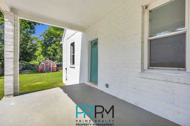 Building Photo - 515 Lanford Rd