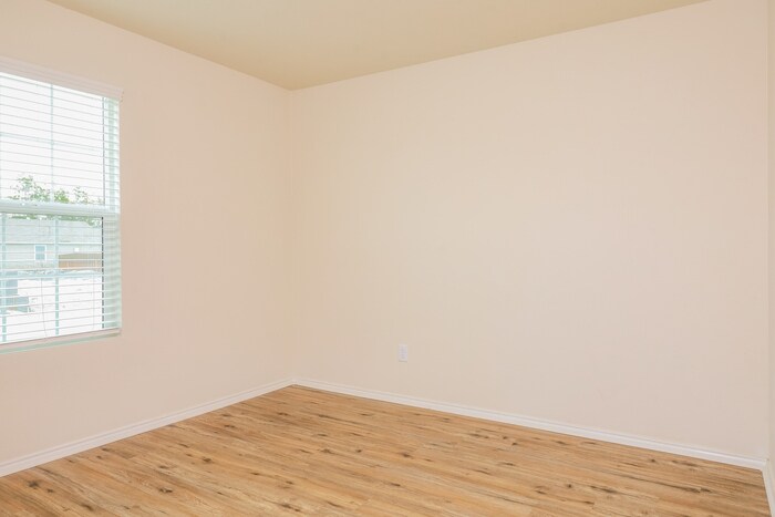 Building Photo - 4104 Wintergreen Dr