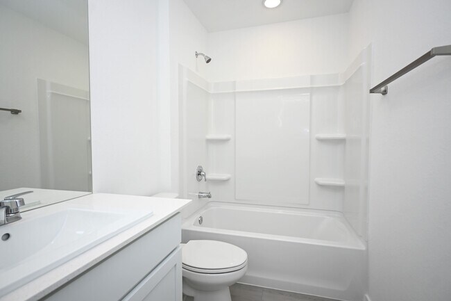 Building Photo - 7639 Varo Gln