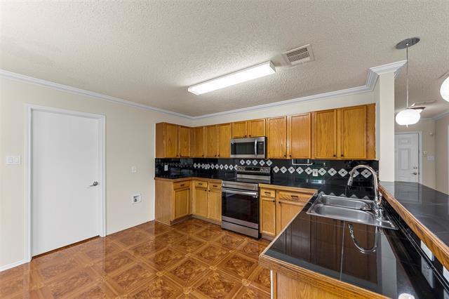 Building Photo - 1428 Thornhill Ln