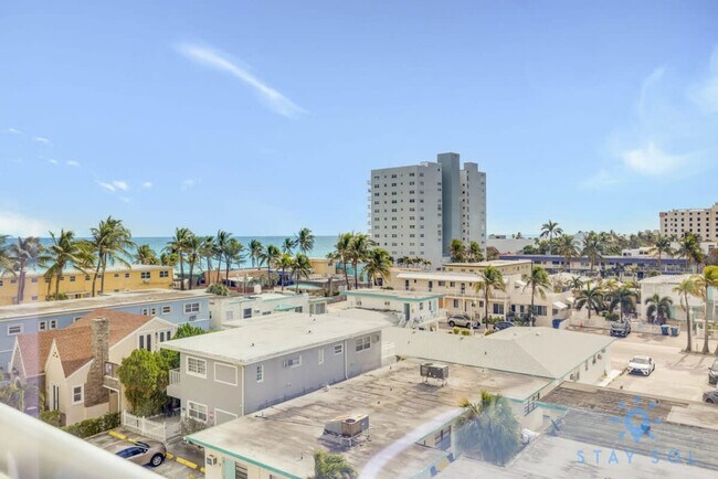 Building Photo - 777 N Ocean Dr